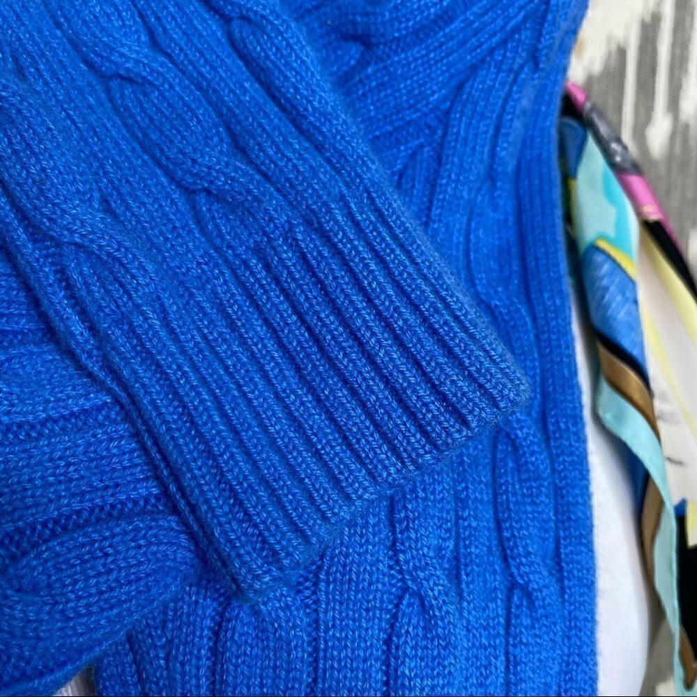 Ralph Lauren Blue Cashmere Mitered Cable Knit V-Neck Long Sleeve Sweater - Picture 3 of 16